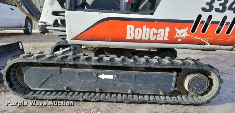 image for item EA2785 2001 Bobcat 334 mini excavator