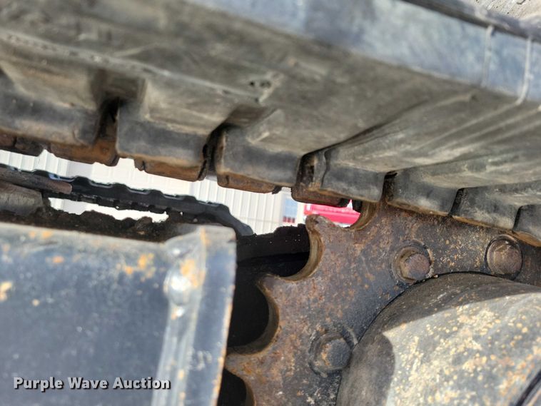 image for item EA2785 2001 Bobcat 334 mini excavator