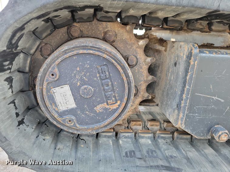 image for item EA2785 2001 Bobcat 334 mini excavator