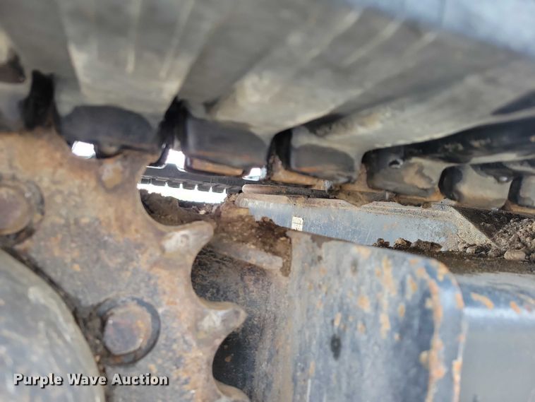 image for item EA2785 2001 Bobcat 334 mini excavator