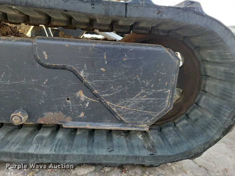 image for item EA2785 2001 Bobcat 334 mini excavator