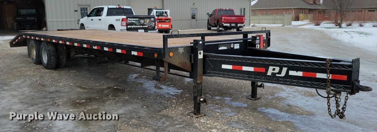image for item EA2786 2009 PJ equipment trailer