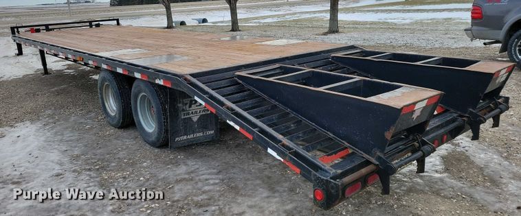 image for item EA2786 2009 PJ equipment trailer