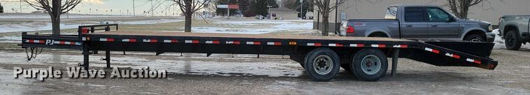 image for item EA2786 2009 PJ equipment trailer