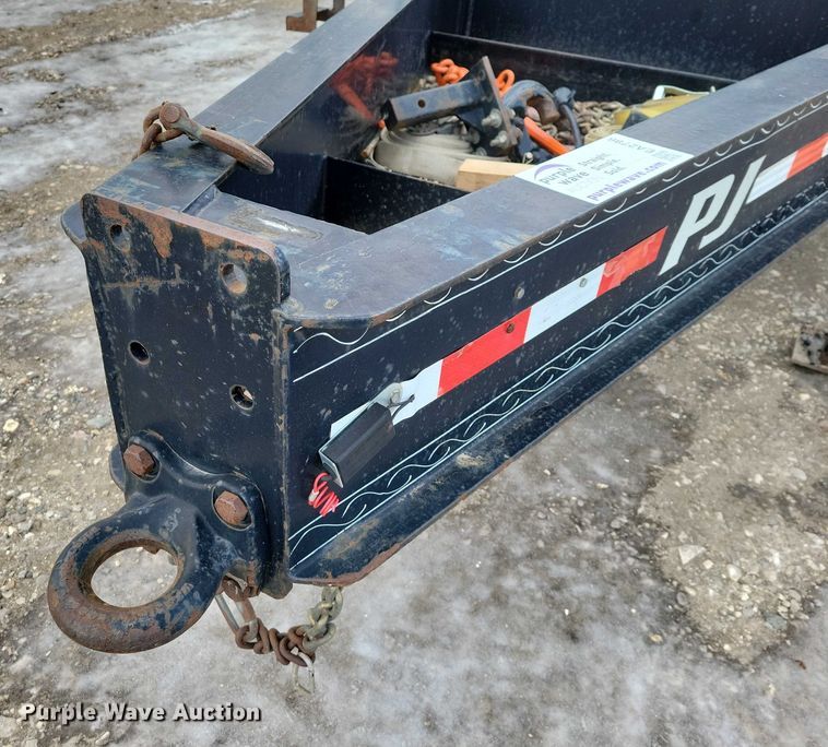 image for item EA2786 2009 PJ equipment trailer