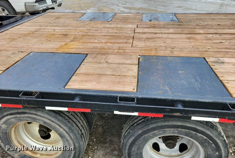 image for item EA2786 2009 PJ equipment trailer