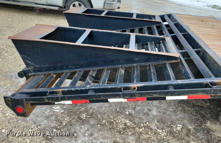 image for item EA2786 2009 PJ equipment trailer