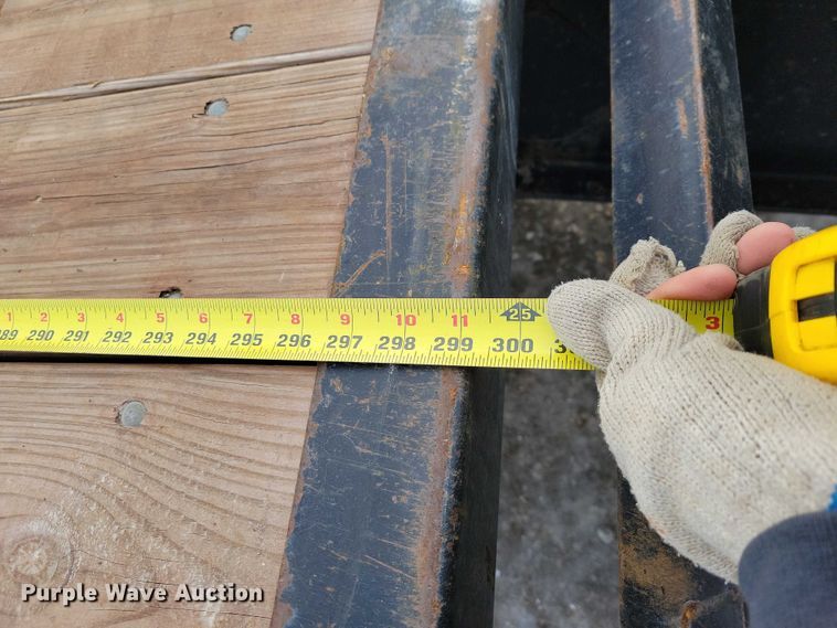 image for item EA2786 2009 PJ equipment trailer