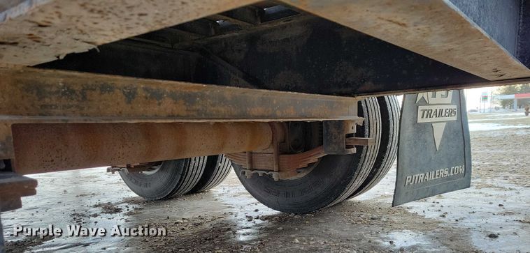 image for item EA2786 2009 PJ equipment trailer