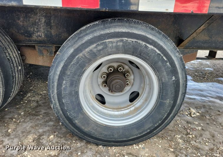 image for item EA2786 2009 PJ equipment trailer