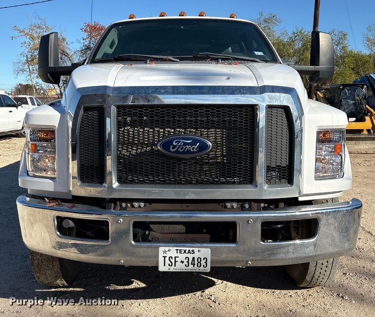 image for item EA7140 2019 Ford F650 Super Duty dump truck