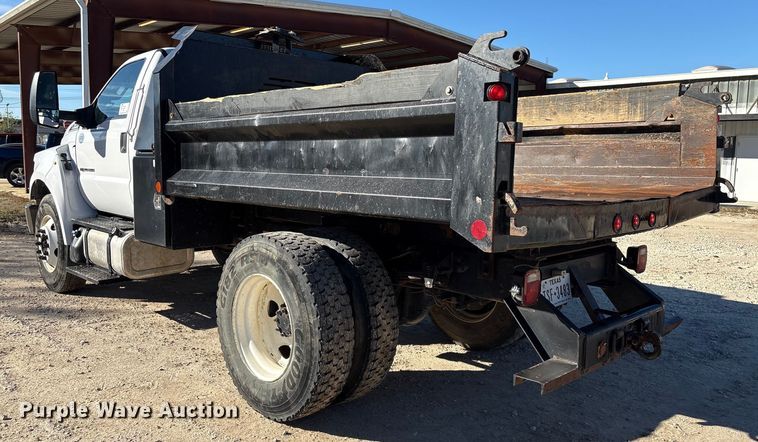 image for item EA7140 2019 Ford F650 Super Duty dump truck