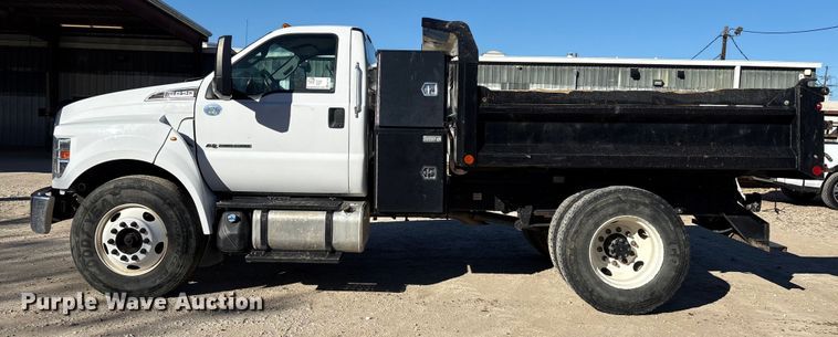 image for item EA7140 2019 Ford F650 Super Duty dump truck