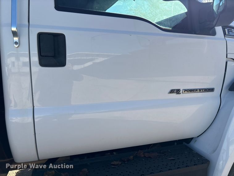 image for item EA7140 2019 Ford F650 Super Duty dump truck