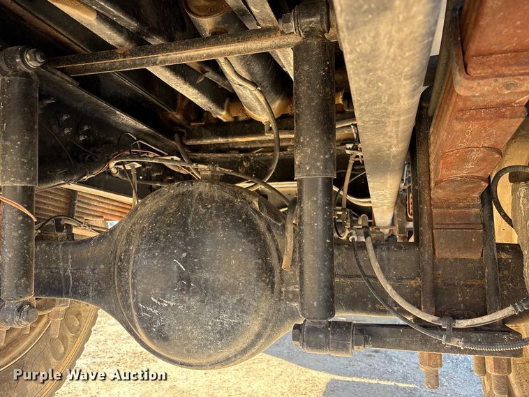 image for item EA7140 2019 Ford F650 Super Duty dump truck