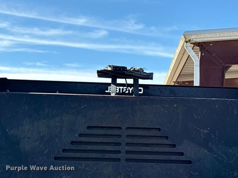 image for item EA7140 2019 Ford F650 Super Duty dump truck