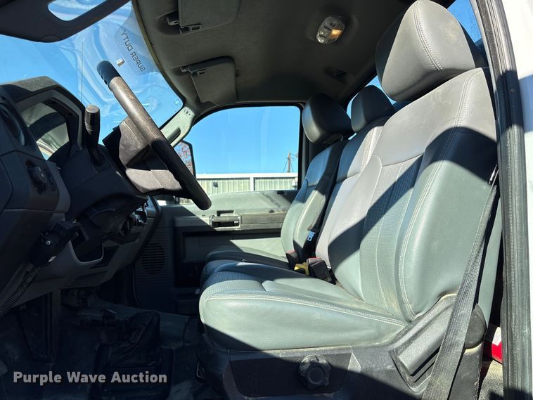 image for item EA7140 2019 Ford F650 Super Duty dump truck