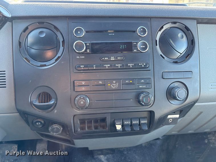 image for item EA7140 2019 Ford F650 Super Duty dump truck