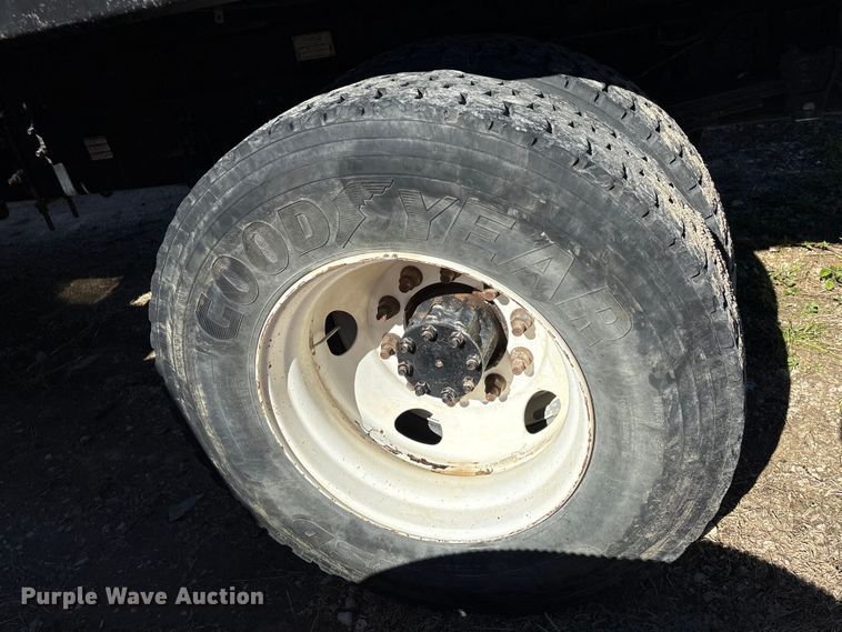 image for item EA7140 2019 Ford F650 Super Duty dump truck