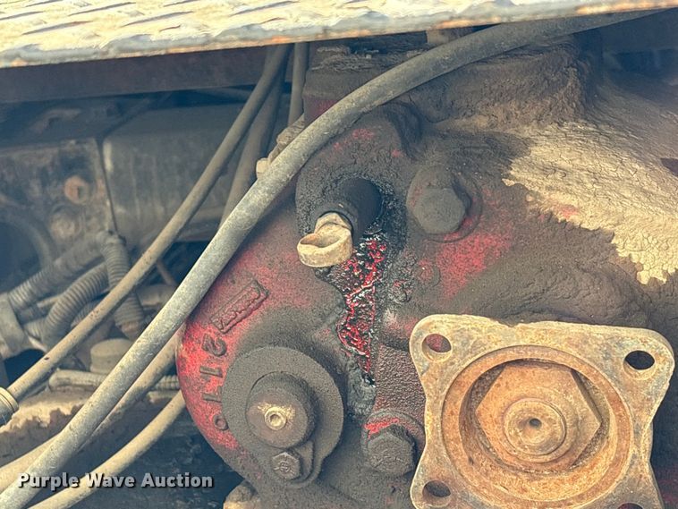 image for item EA7153 1998 Peterbilt 379 semi truck