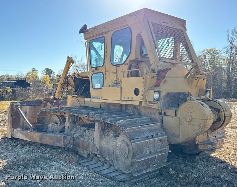 image for item EA7155 1985 Caterpillar D7G dozer