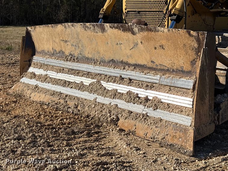 image for item EA7155 1985 Caterpillar D7G dozer