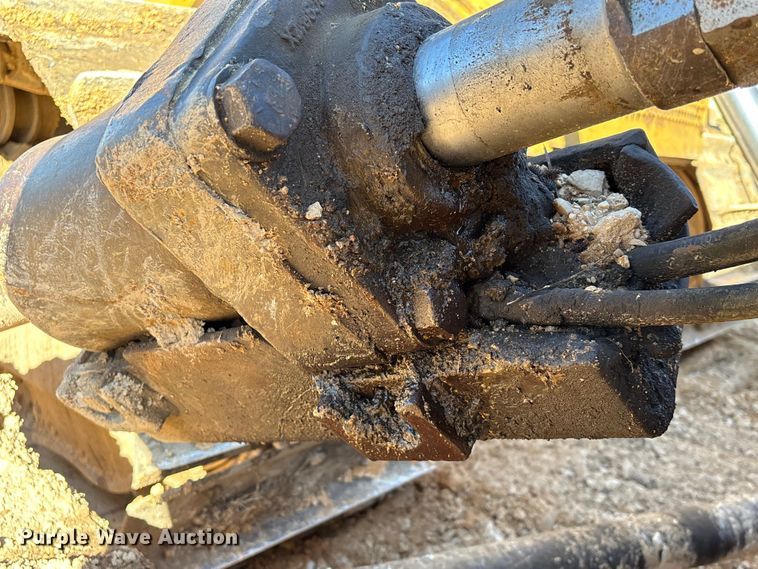 image for item EA7155 1985 Caterpillar D7G dozer