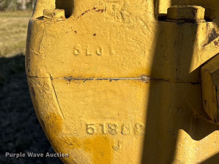 image for item EA7155 1985 Caterpillar D7G dozer