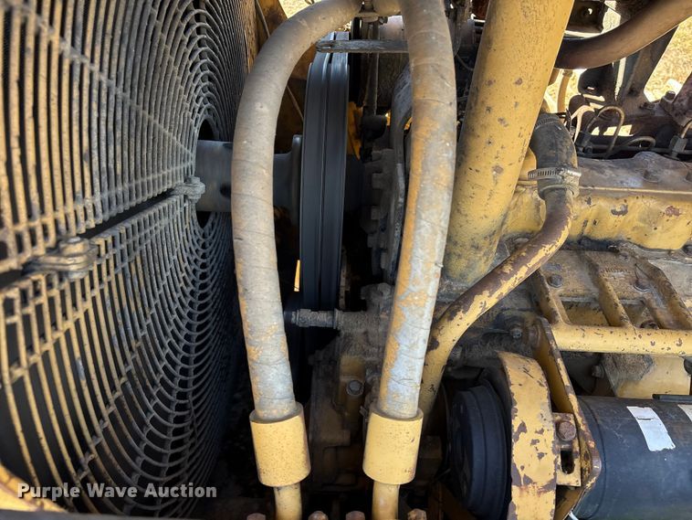 image for item EA7155 1985 Caterpillar D7G dozer