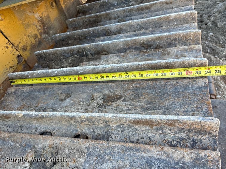 image for item EA7155 1985 Caterpillar D7G dozer