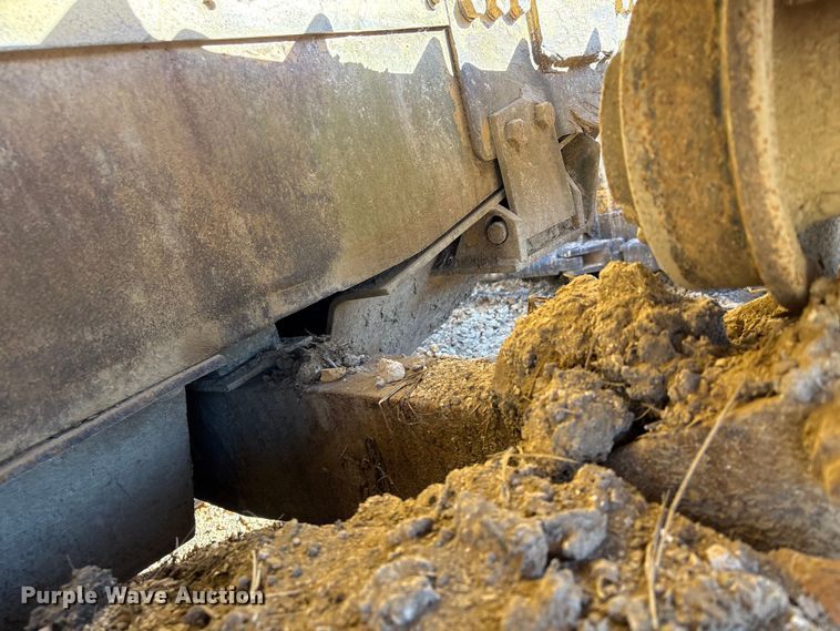 image for item EA7155 1985 Caterpillar D7G dozer