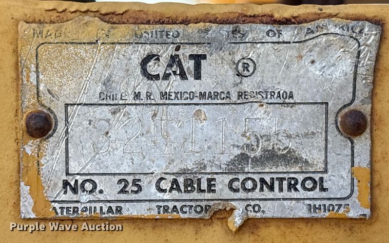 image for item EA7156 Caterpillar D6B 