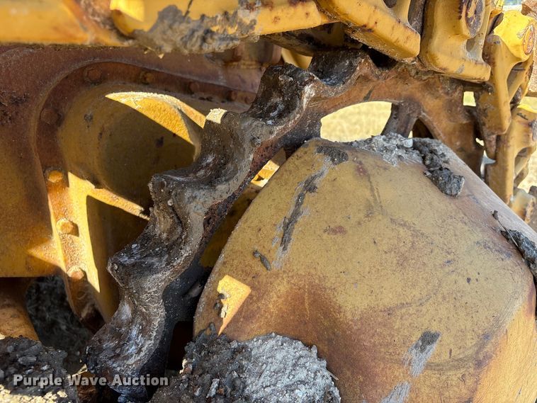 image for item EA7156 Caterpillar D6B 