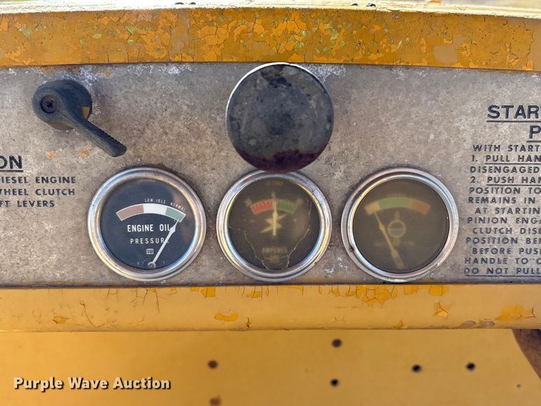 image for item EA7156 Caterpillar D6B 