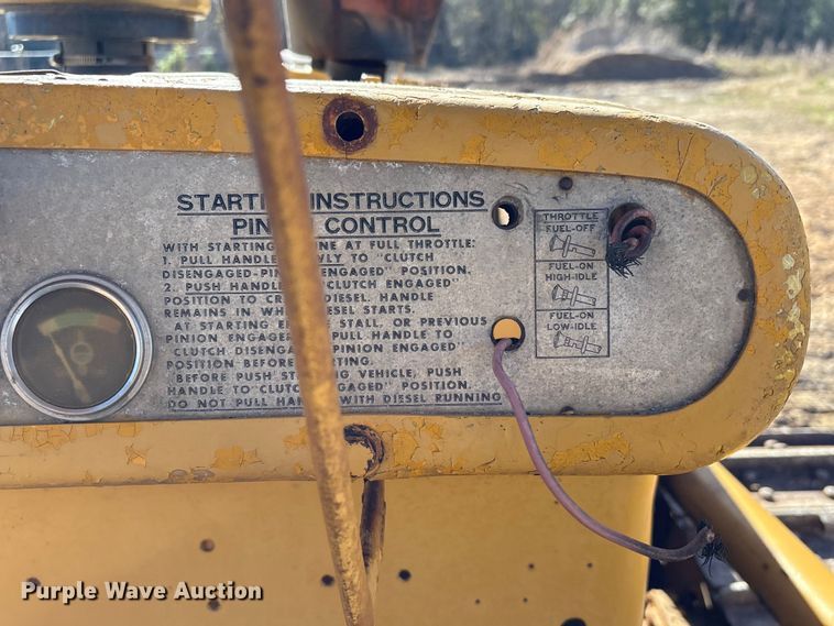 image for item EA7156 Caterpillar D6B 