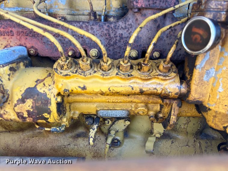 image for item EA7156 Caterpillar D6B 