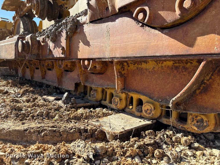 image for item EA7156 Caterpillar D6B 