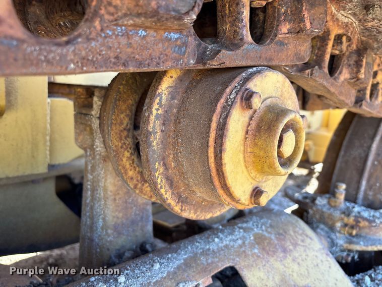 image for item EA7156 Caterpillar D6B 