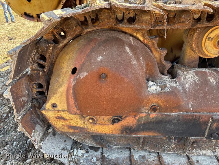 image for item EA7156 Caterpillar D6B 