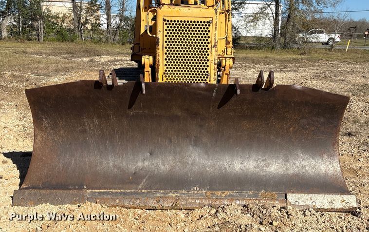 image for item EA7157 Dressta TD-8H dozer