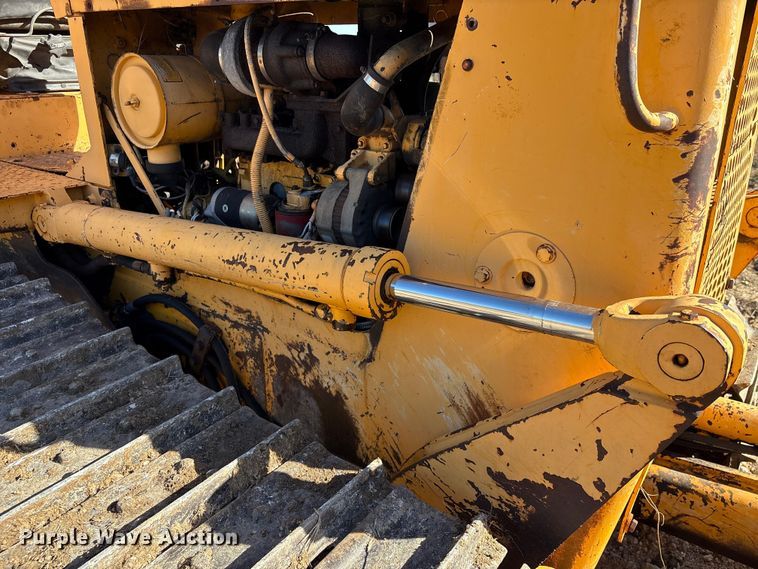 image for item EA7157 Dressta TD-8H dozer
