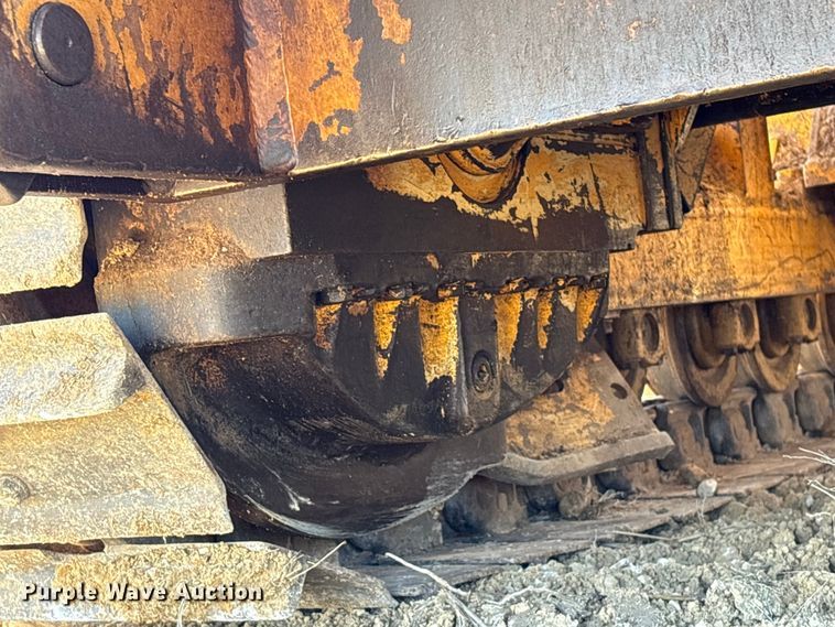 image for item EA7157 Dressta TD-8H dozer