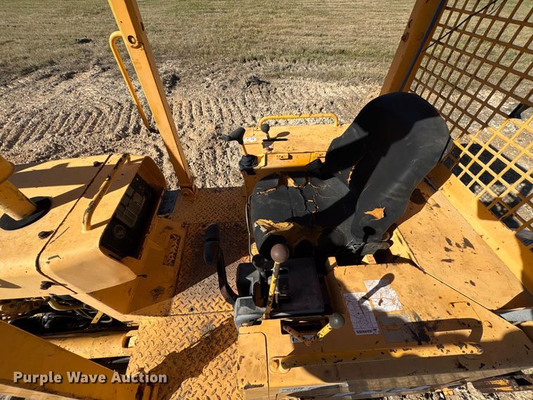 image for item EA7157 Dressta TD-8H dozer