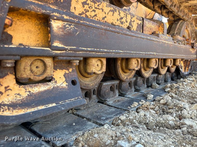 image for item EA7157 Dressta TD-8H dozer