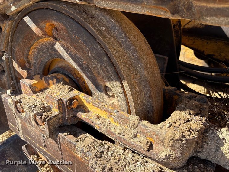 image for item EA7157 Dressta TD-8H dozer