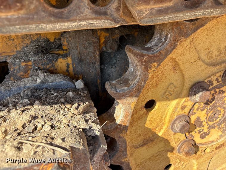 image for item EA7157 Dressta TD-8H dozer