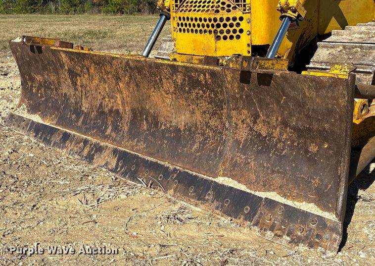 image for item EA7158 Allie Chalmers HD-11 Crawler Dozer