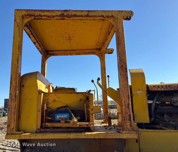 image for item EA7158 Allie Chalmers HD-11 Crawler Dozer