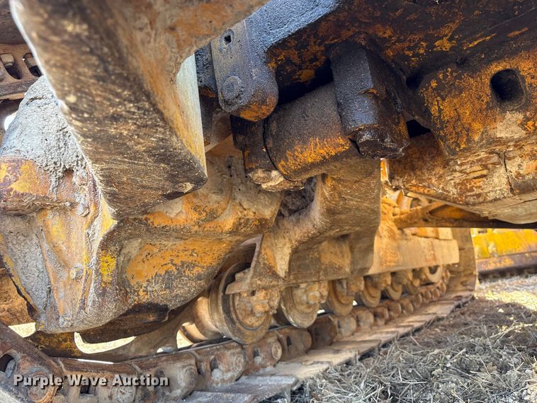 image for item EA7158 Allie Chalmers HD-11 Crawler Dozer