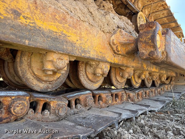 image for item EA7158 Allie Chalmers HD-11 Crawler Dozer